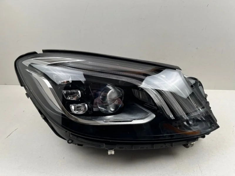 Фара Mercedes-Benz S-class 2017-2020 A2229067803 W222, правая