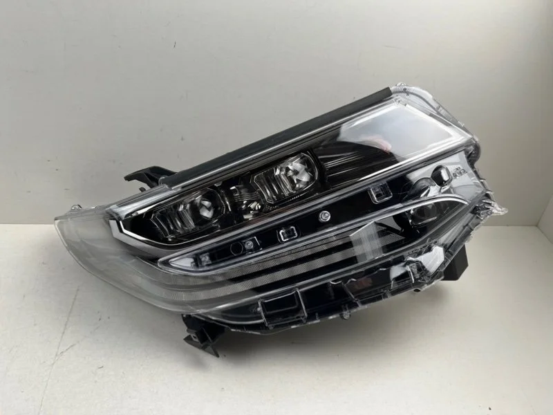 Фара Toyota Alphard 2017-2023 8114558560 3, правая