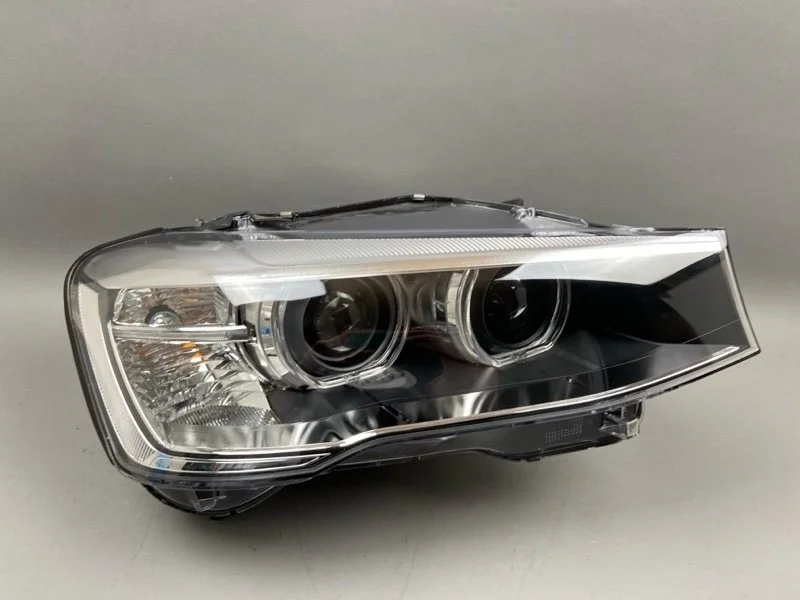 Фара BMW X3 2014-2017 63117401132 F25, правая
