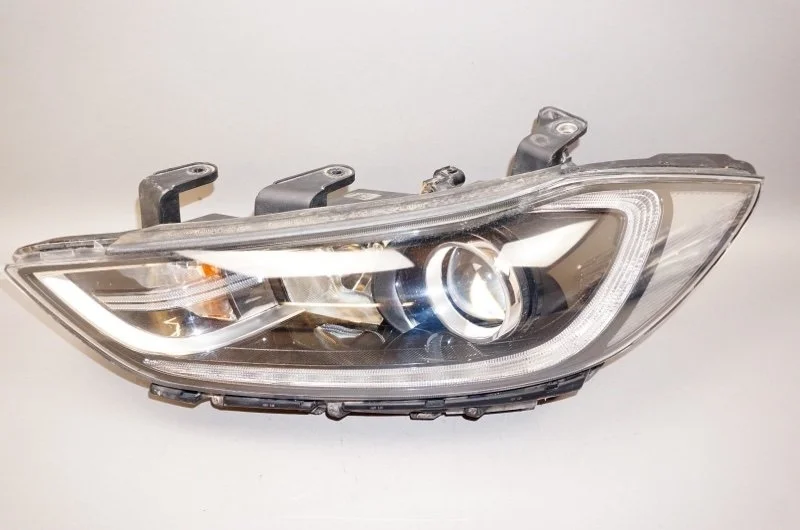 Фара Hyundai Elantra 2015-2019 92101F2200 6, левая