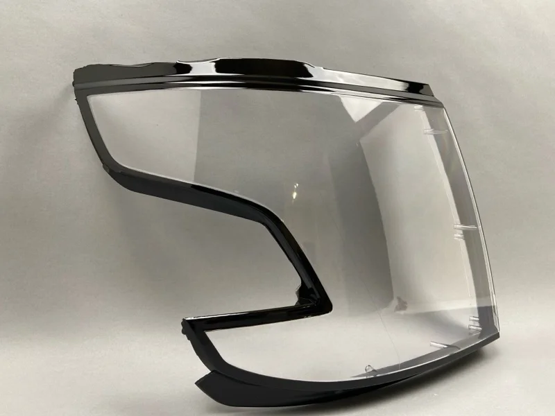 Стекло фары Chevrolet Tahoe 2015-2021 84582570 4, правое