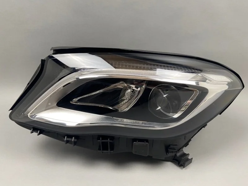 Фара Mercedes-Benz Gla 2017-2020 A1569067500 X156, левая