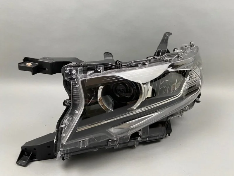 Фара Toyota Land Cruiser Prado 2017-2021 8118560N20 150, левая