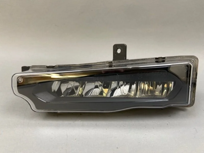 Фара противотуманная BMW X3 2017-2021 63179492771 G01/G02, левая