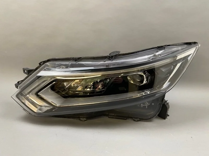 Фара Nissan Qashqai 2017-2022 26060HV05B J11, левая