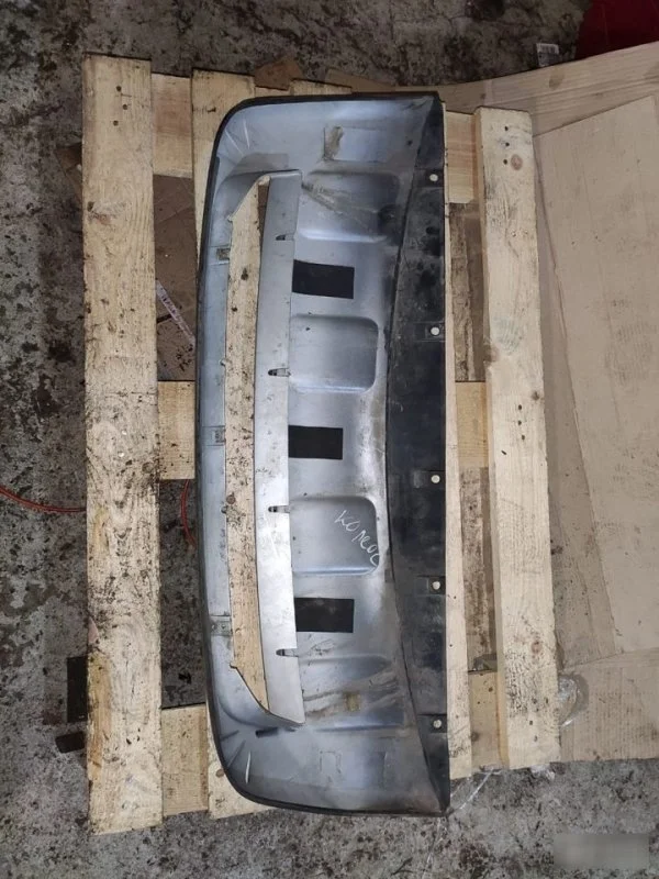 Накладка бампера Renault Koleos 7711423553, передняя