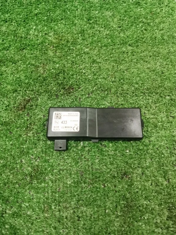 Блок управления центральным замком Chevrolet Cruze 2009 13503204 СЕДАН 1.6 F16D4