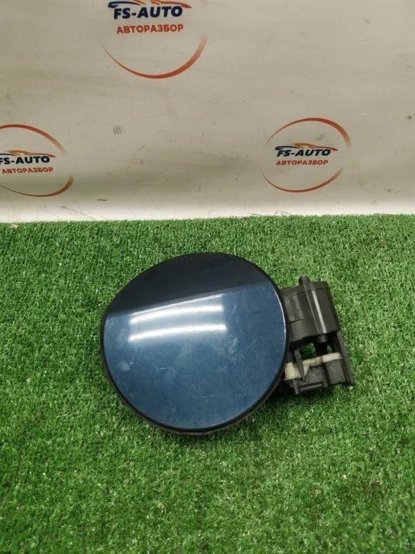 Лючок топливного бака Opel Astra J 2010 13281392 ХЕТЧБЭК 1.6 A16XER