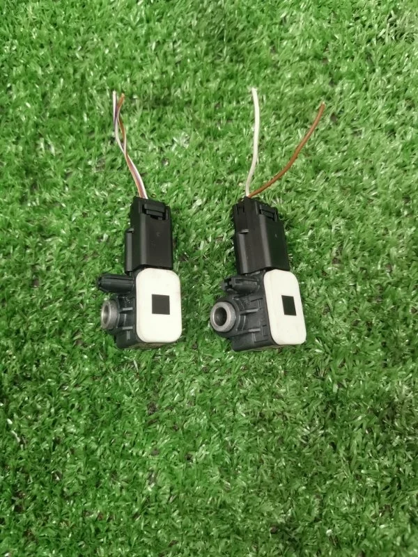 Датчик удара Ford Kuga 1 2012 AM5T14B342AA SUV 2.0 TD TXDA