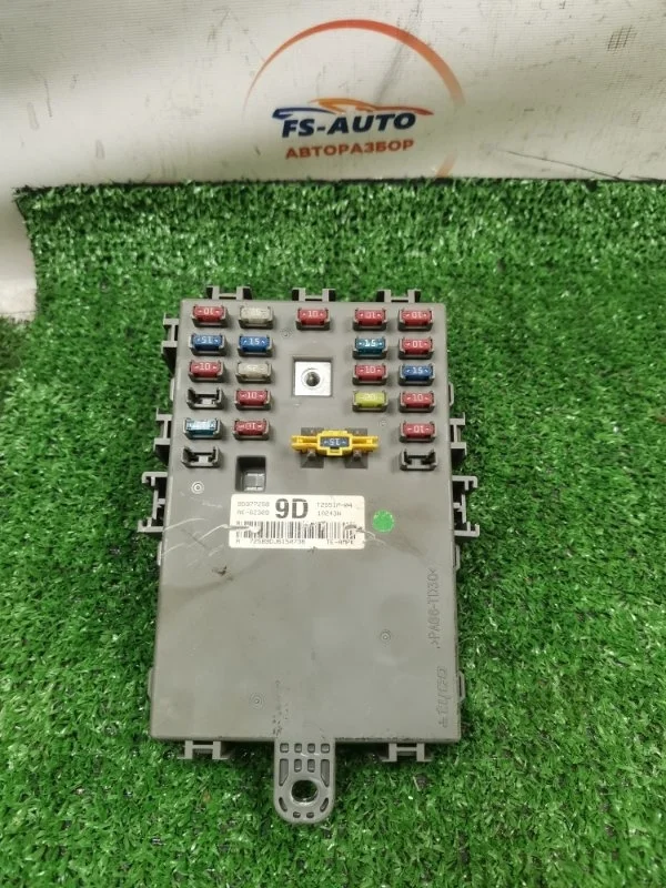 Блок предохранителей салонный Chevrolet Aveo 2011 95977258 Т255 1.2 B12D1 84 Л.С. БЕНЗИН
