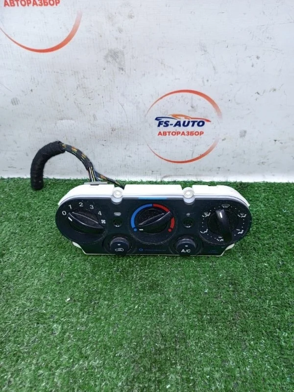 Блок управления отопителем Ford Fusion 2007 2S6H19980BF 1.4 FXJA