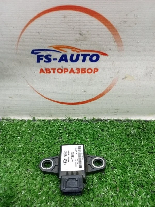 Датчик ускорения Kia Sorento 2009 956403E000 SUV 2.5 D4CB