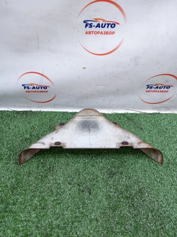 Теплозащитный экран Dodge Caliber 2009 04693349AB 1.8 EBA