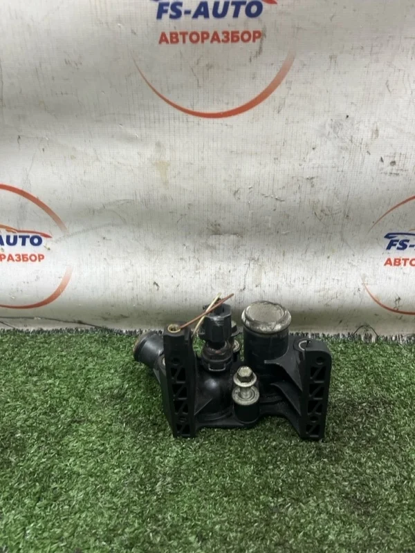 Корпус датчика температуры Ford Focus 2 2010 7M5G8K556AC ХЕТЧБЕК 1.6 SHDA 100 Л.С.