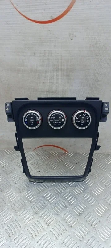 Блок управления климатом Suzuki SX4 2007 3951079J02 ХЕТЧБЕК 1.6 M16A