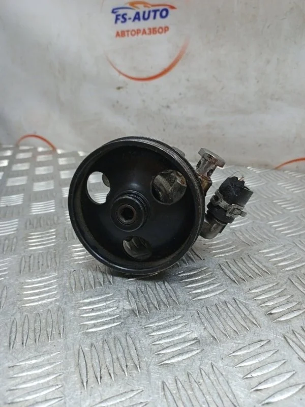 Насос ГУР Chevrolet Cruze 2016 96837813 ХЕТЧБЕК 1.8 F18D4