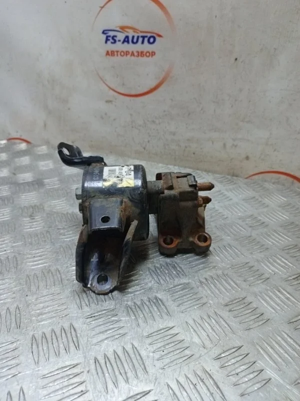 Подушка двигателя Kia Ceed 2013 21830A5000 ХЕТЧБЕК 1.6 G4FD