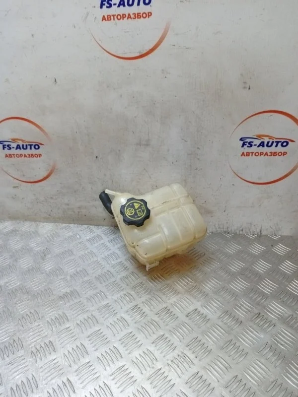 Расширительный бачок Opel Insignia 2010 13220124 ЛИФТБЕК 2.0 A20DTH