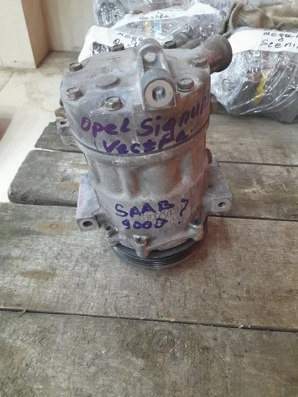 Компрессор кондиционера Opel Corsa 2006 13208187 СЕДАН Z13DT