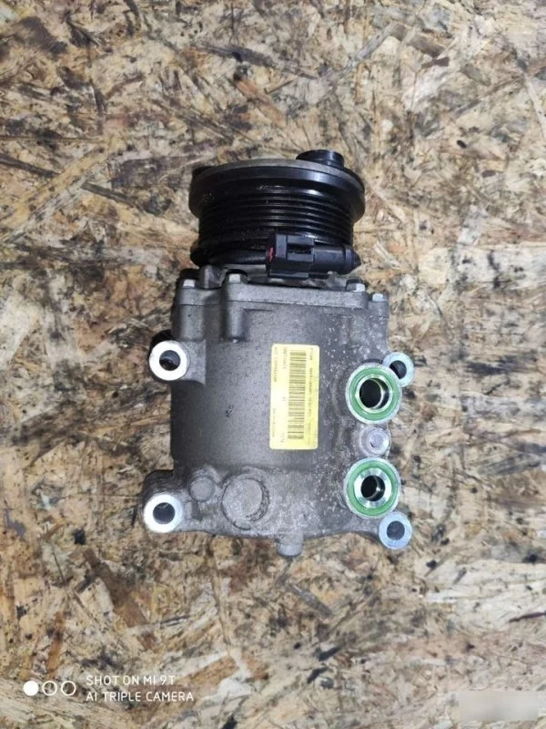 Компрессор кондиционера Ford Fusion 2005—2012 6S6H19D629AA