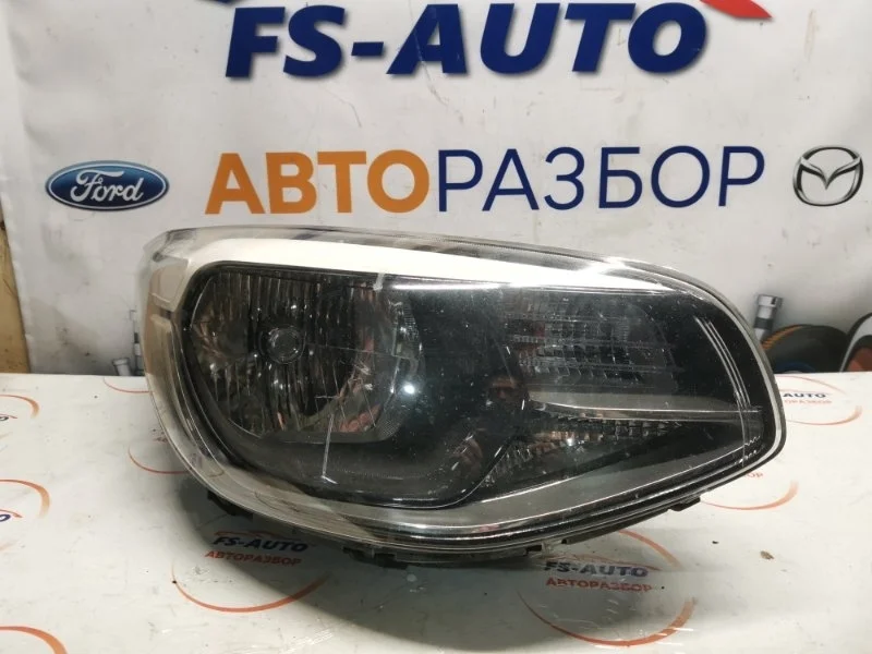 Фара галогеновая Kia Soul 2014 92402B2020 1.6 G4FD, передняя правая