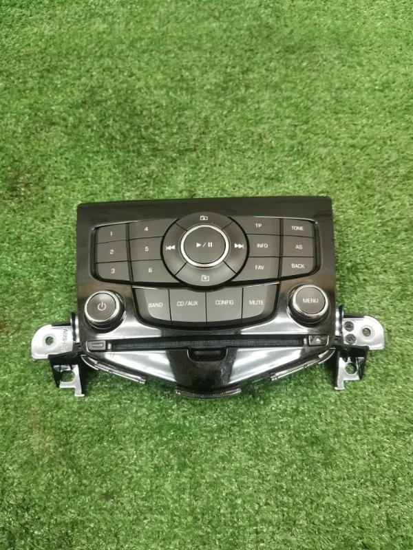 Блок управления магнитолой Chevrolet Cruze 2009 94563267 СЕДАН 1.6 F16D4