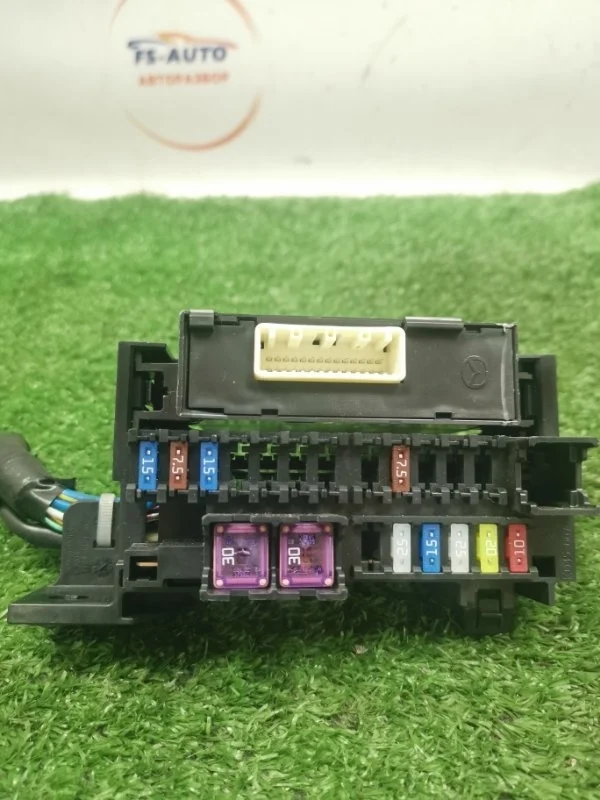 Блок предохранителей Mazda Cx-5 2013 KD45675U0 SUV 2.2D SHY1