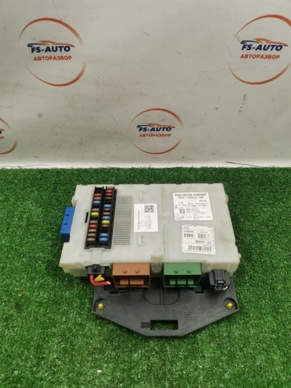 Блок предохранителей салонный Ford Mondeo 4 2008 7G9T14A073DD ЛИФТБЕК 2.0 QXBA TD