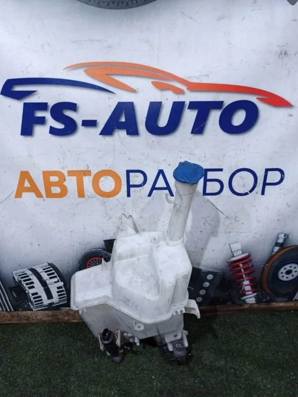 Бачок стеклоомывателя Kia Ceed 2015 98610A2500 ХЭТЧБЭК 1.6 G4FJ