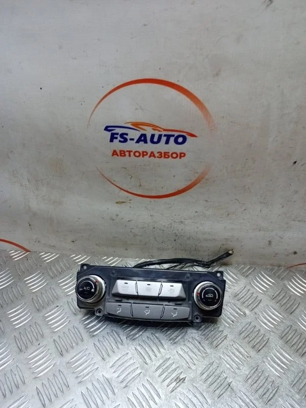 Блок управления климатом SsangYong Actyon 2014 6874034021 SUV D20DTF