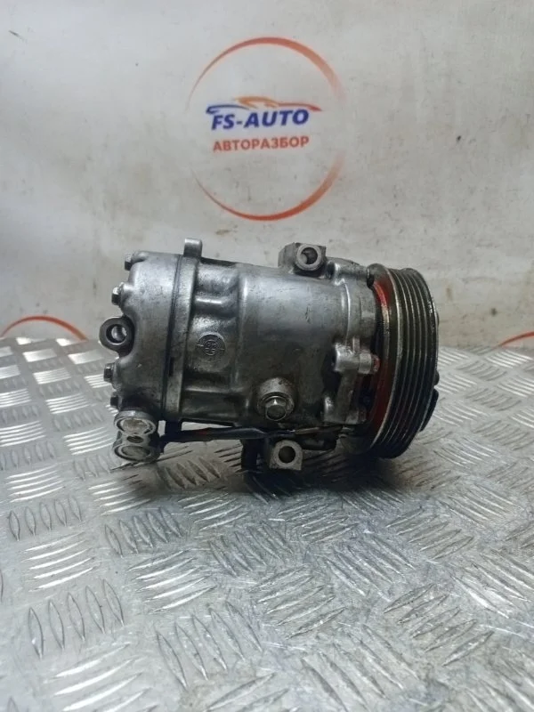 Компрессор кондиционера Opel Corsa 2008 24461719 ХЕТЧБЕК 1.4 Z14XEP