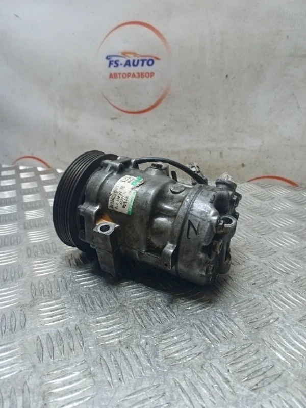 Компрессор кондиционера Opel Corsa 2008 24461719 ХЕТЧБЕК 1.4 Z14XEP