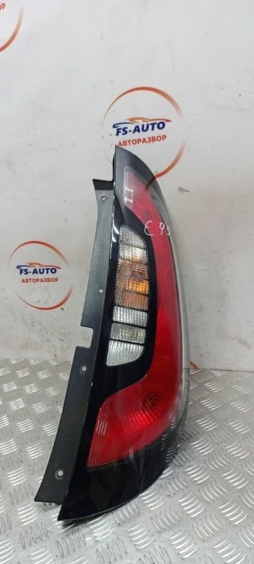 Фонарь Kia Soul 2016 92402B2020 УНИВЕРСАЛ 1.6 G4FD, задний правый