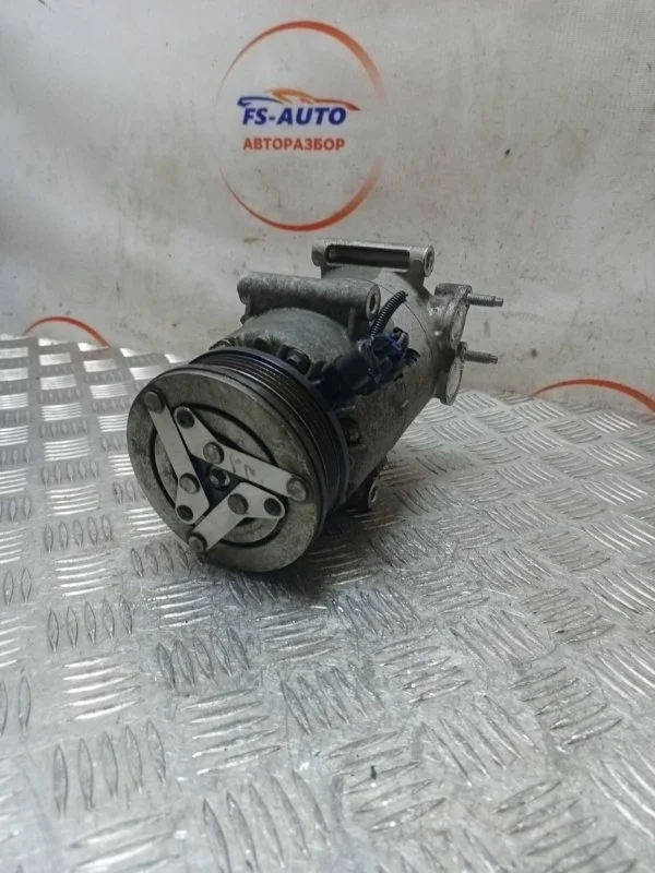 Компрессор кондиционера Ford Focus 3 2011 AV6119D629CA ХЕТЧБЭК 1.6 IQDB 105 Л.С.