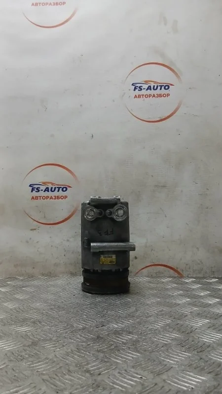 Компрессор кондиционера Ford Focus 3 2014 BV6N19D629BC УНИВЕРСАЛ 2.0 XQDA