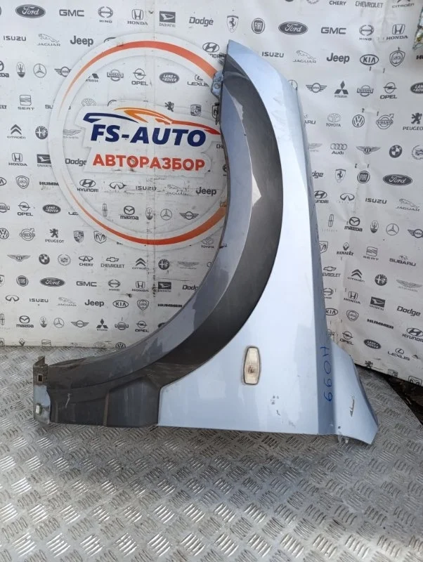 Крыло Kia Sorento 2005 663113E141 SUV 2.5 D4CB, переднее левое