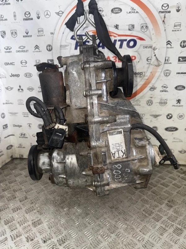 Раздаточная коробка Kia Sorento 2007 473004C111 SUV 2.5 D4CB