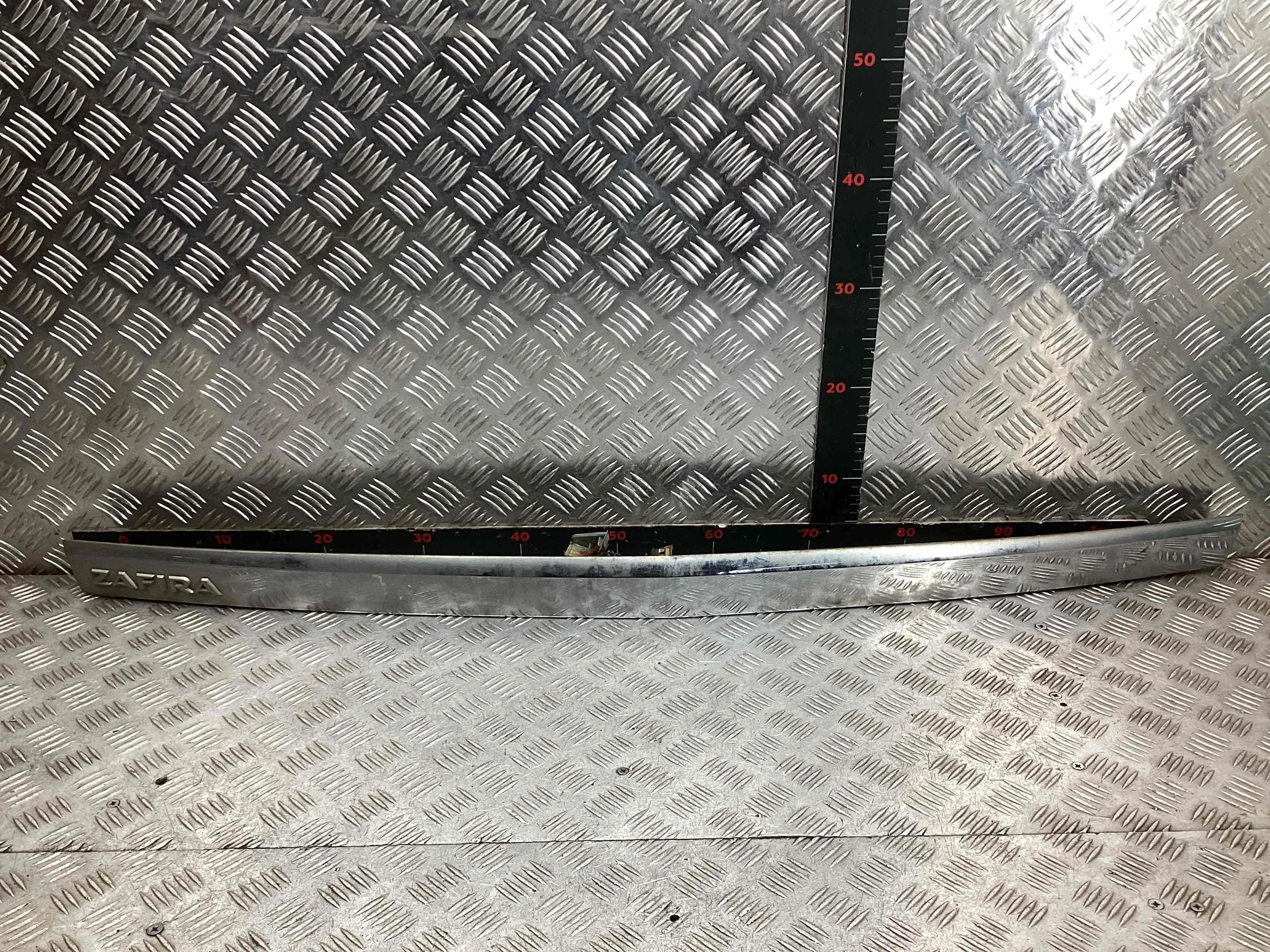 Накладка подсветки номера Opel Zafira Zafira B 2005-2008 2006 1,6 Бензин МКПП 5ст. Минивэн.