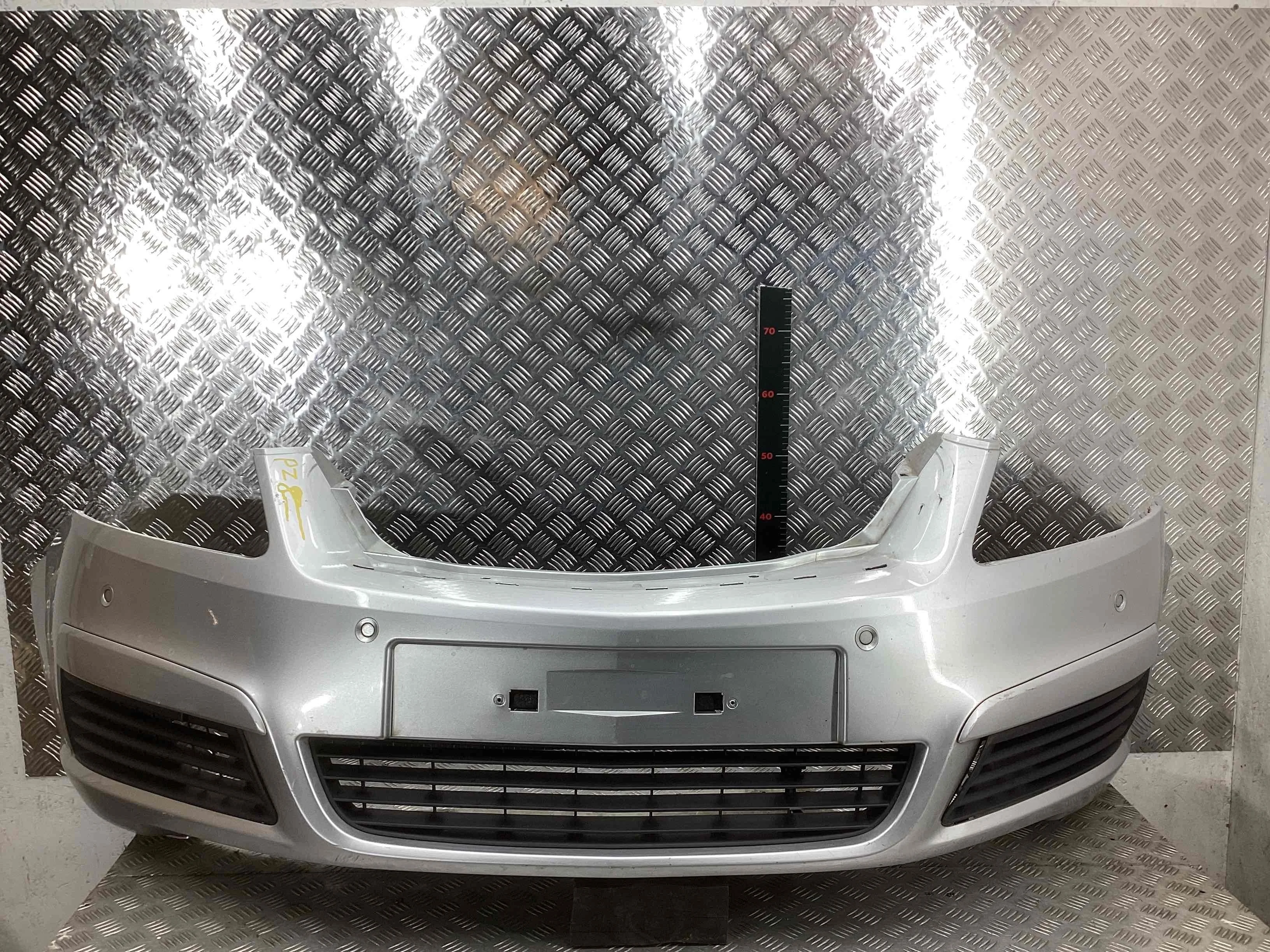 Бампер передний Opel Zafira Zafira B 2005-2008 2005 2,2 Бензин МКПП 6ст. Минивэн.