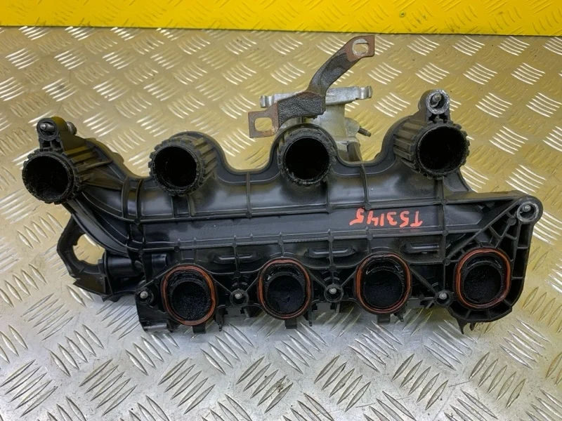 Коллектор впускной Land Rover Range Rover Evoque I (2011-2018) 2014 LR019987 2.2 D 224DT