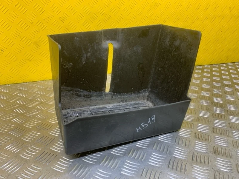 Полка аккумулятора Mitsubishi L200 (2015-2022) 2016 MN179221 ПИКАП 2.4 D 4N15