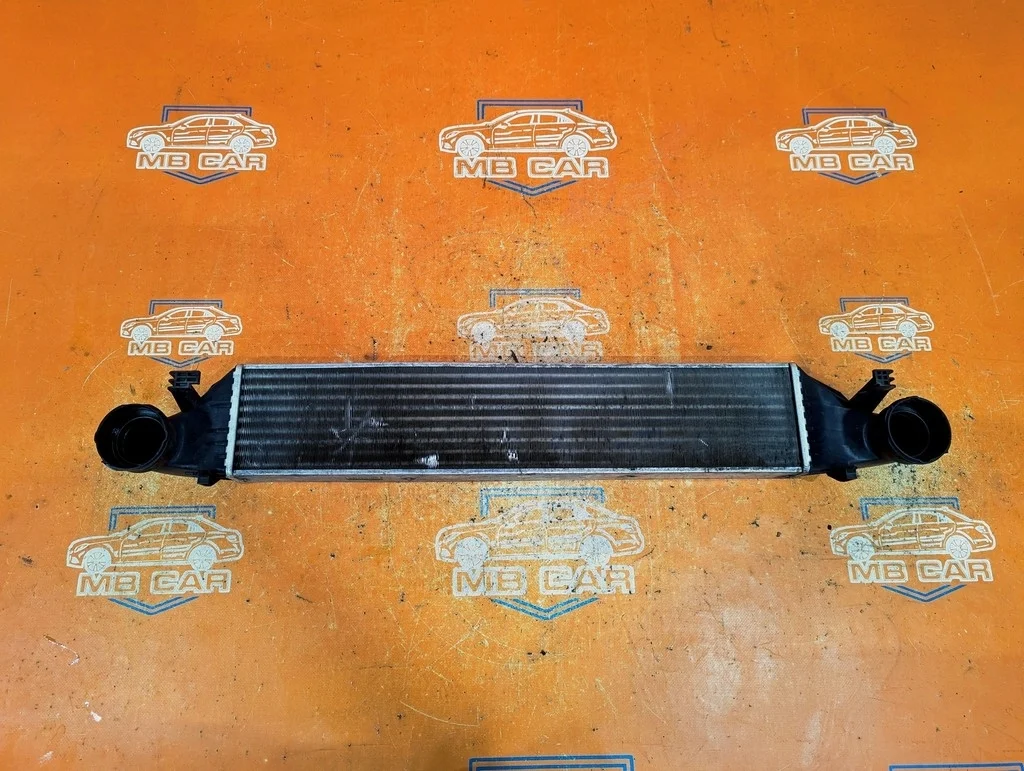 Интеркулер Mercedes-Benz