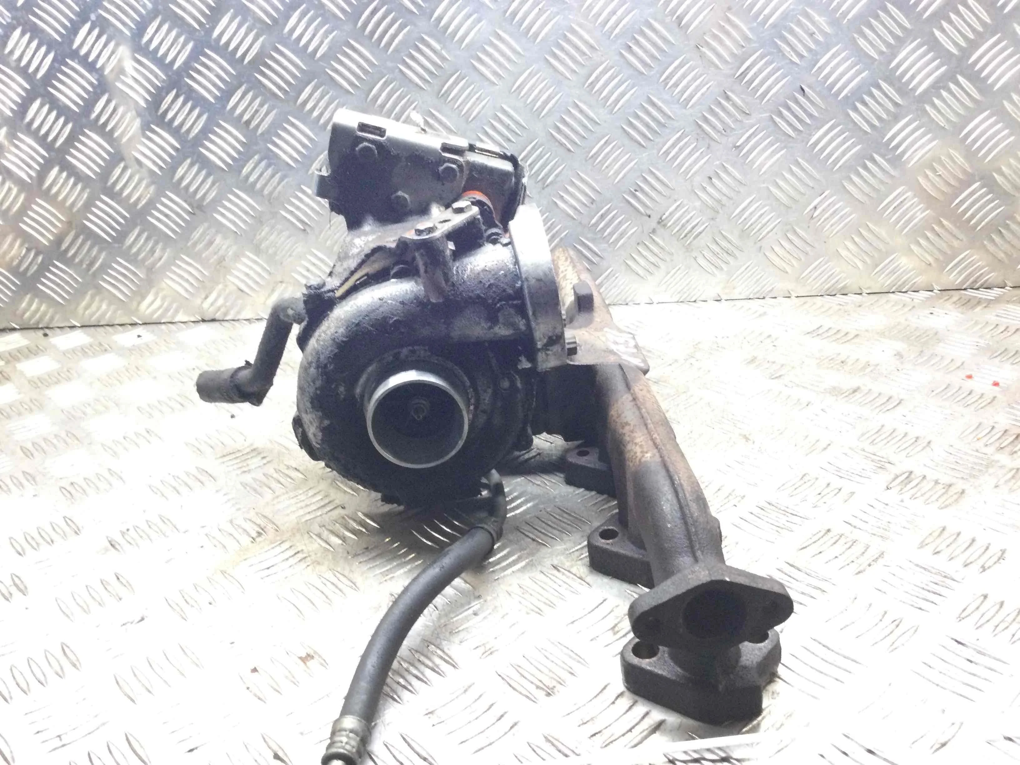 Турбина BMW 5-Series 5-Series E60 2003 - 2009 дизель 2.5 TDI Автомат Седан