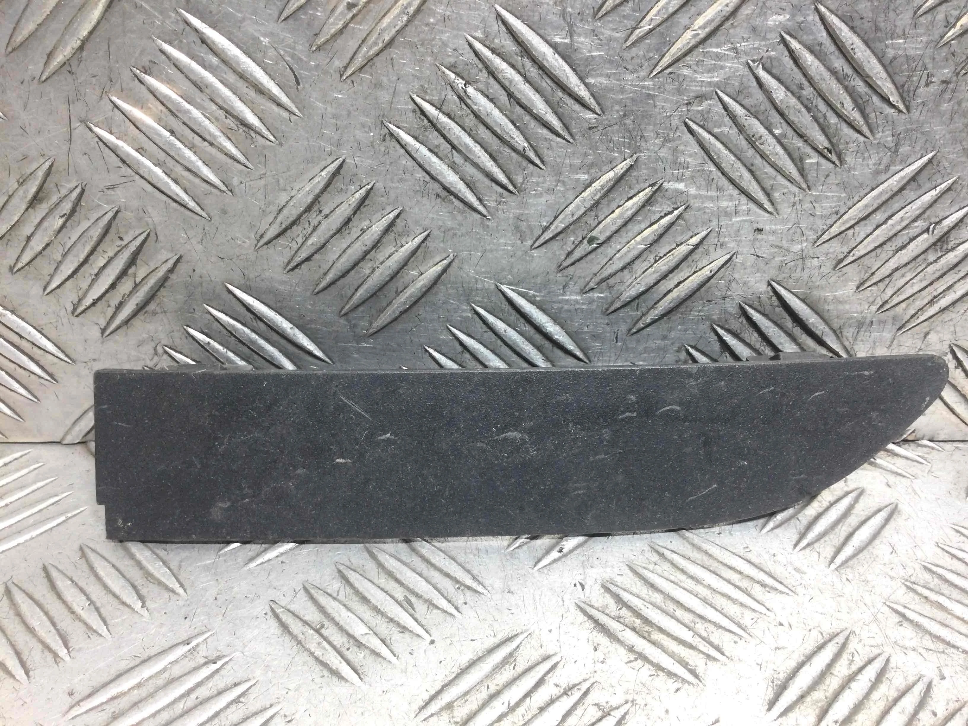 Заглушка (решетка) в бампер передний BMW X5 E53 (1999-2003) дизель 3.0 TDI Автомат Внедорожник