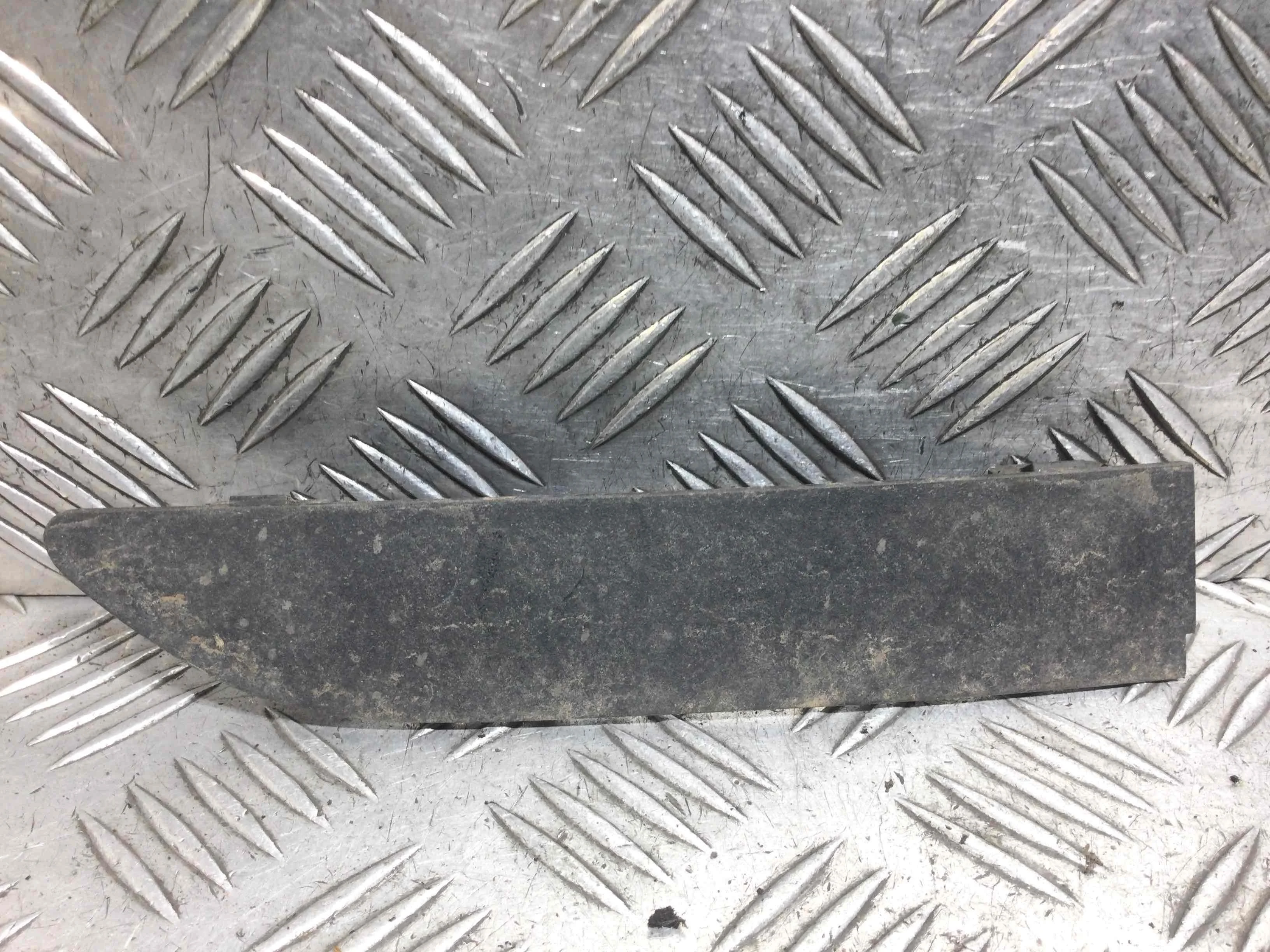 Заглушка (решетка) в бампер передний BMW X5 E53 (1999-2003) бензин 3.0 i Автомат Внедорожник