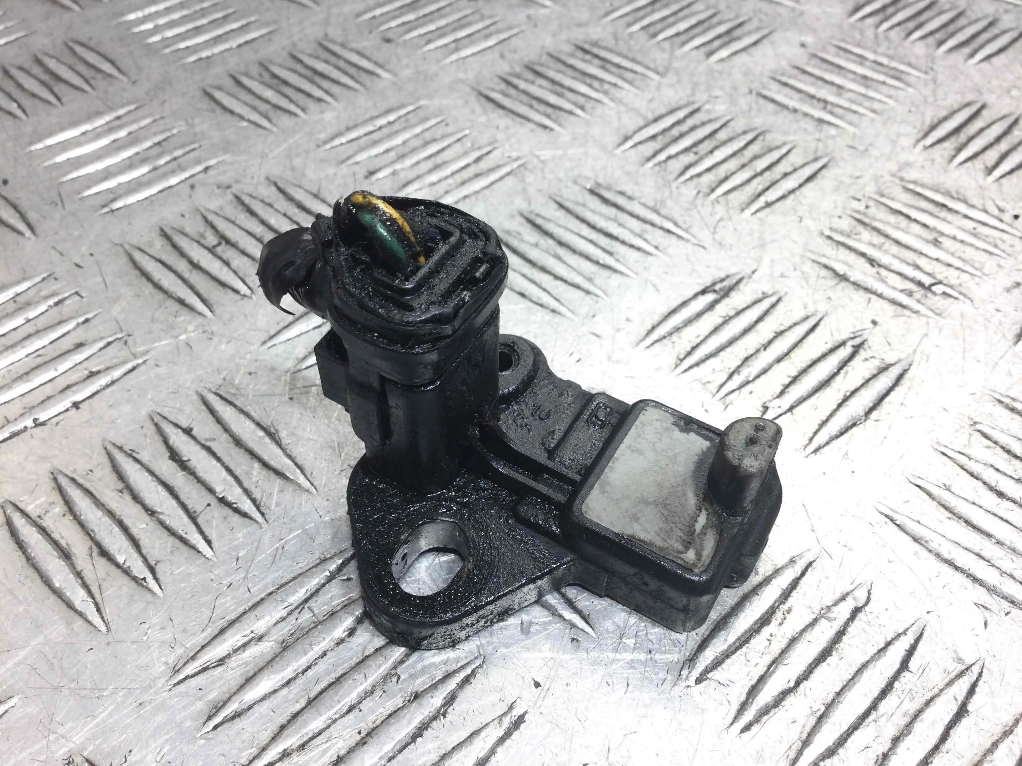 Датчик коленвала Mazda 3 3 II (BL) 2008 - 2013 дизель 1.6 TDCi Механика Х/б