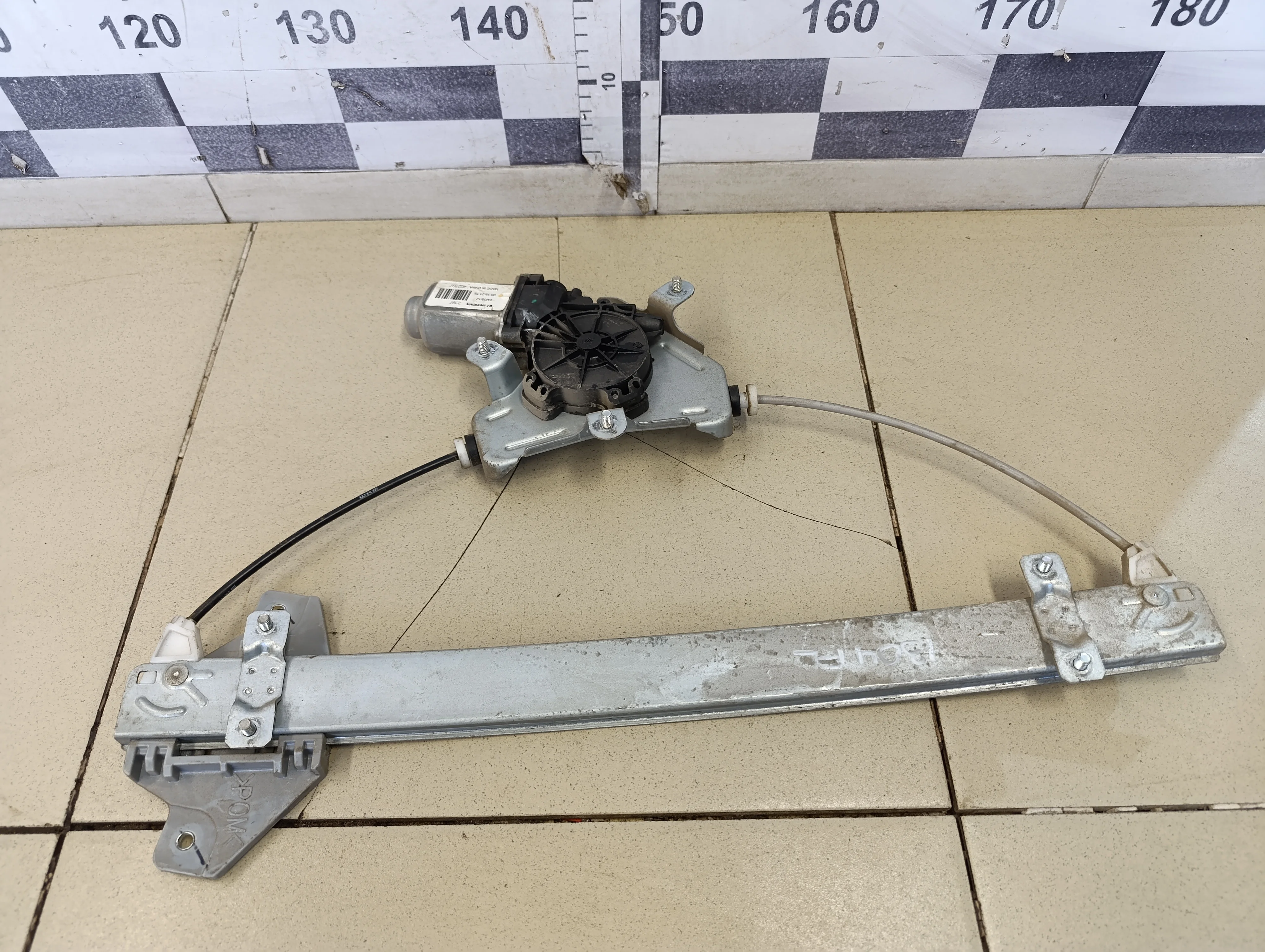 Стеклоподъемник электр. передний левый Solaris 2010-2017