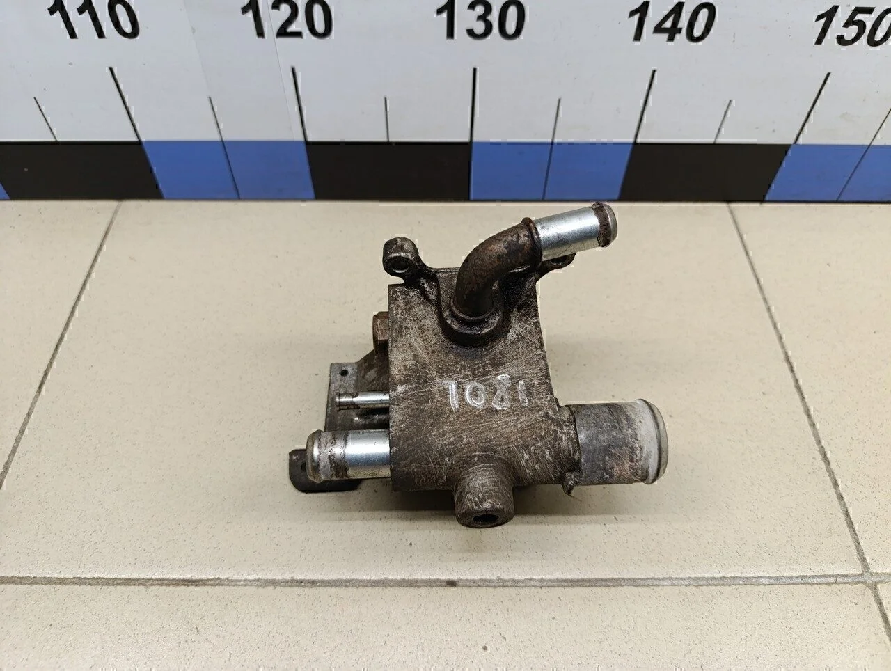 Фланец двигателя системы охлаждения Focus II 2005-2008