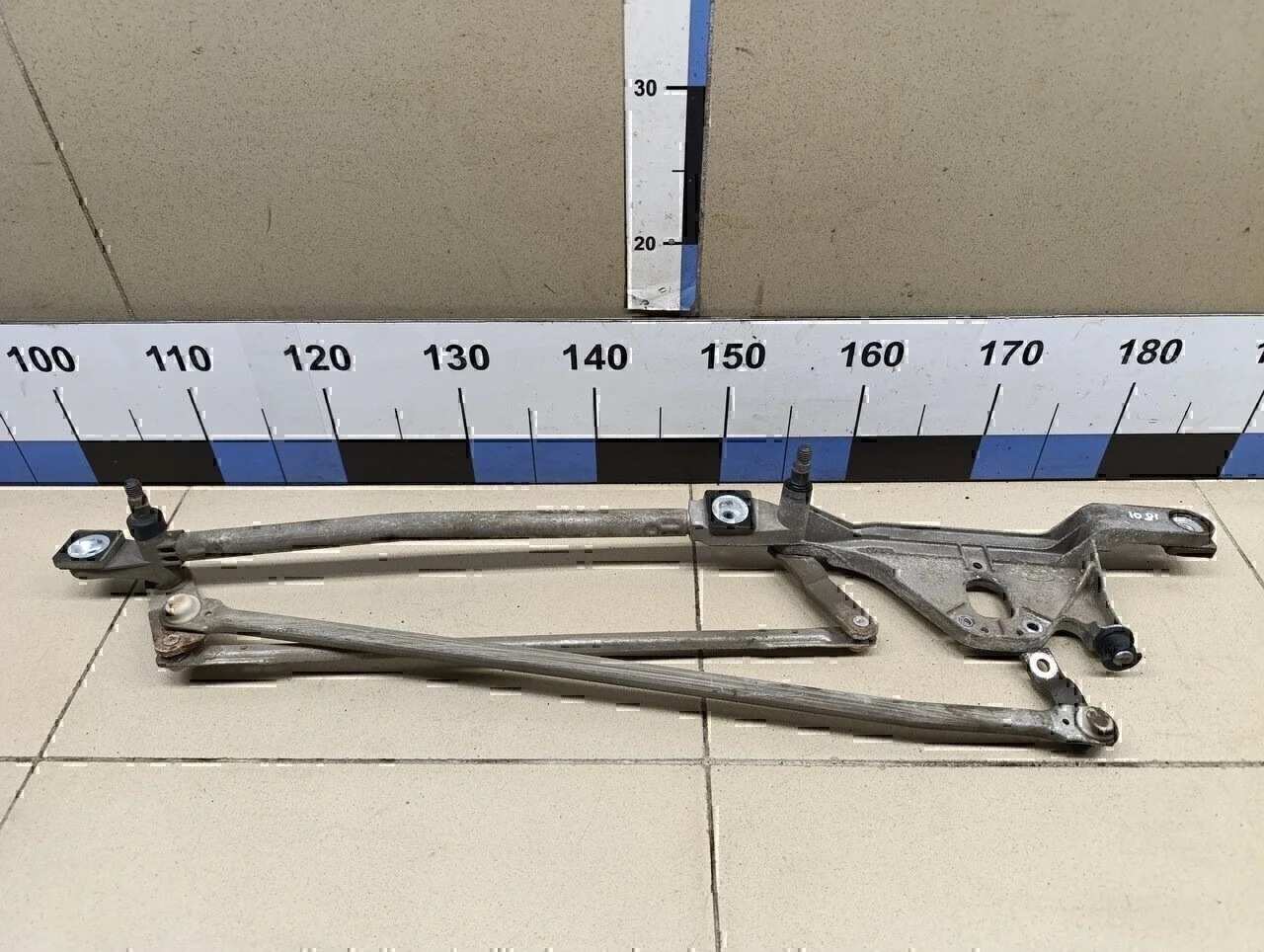 Трапеция стеклоочистителей Focus II 2005-2008