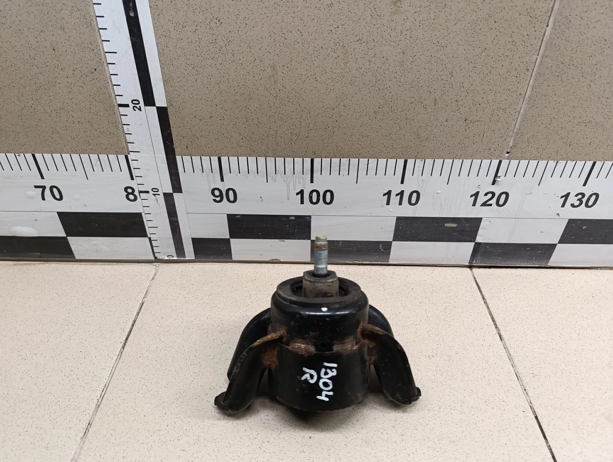 Опора двигателя правая Solaris 2010-2017